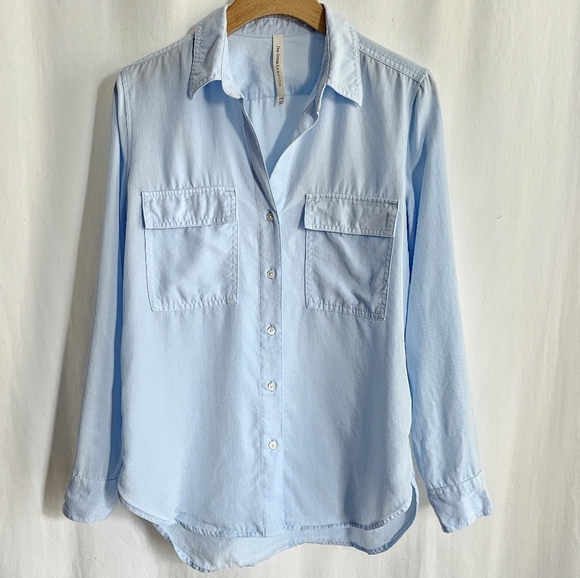 🇨🇦 Aritzia Group By Babaton Light Blue Utility Shirt - Picture 2 of 16